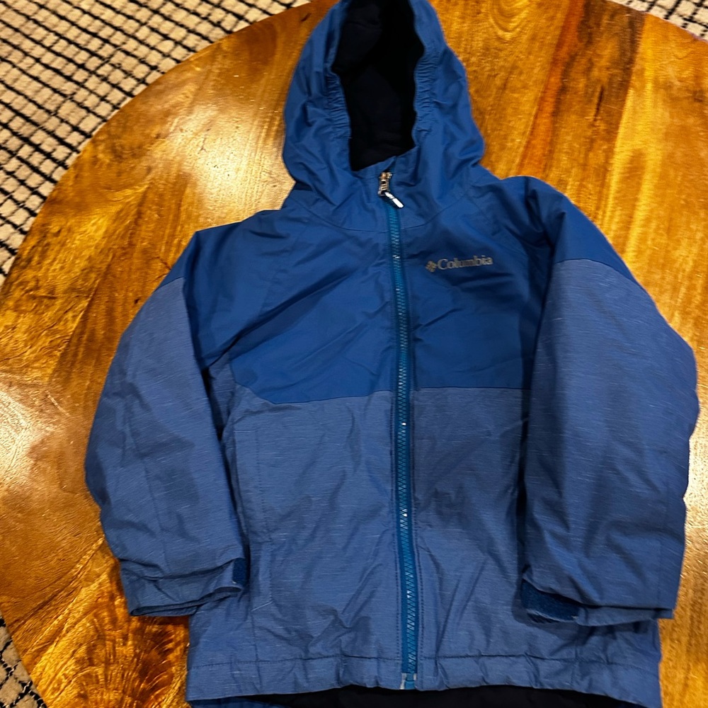 GUC - Columbia Kids Snow/Ski Jacket in size XXS (4/5)